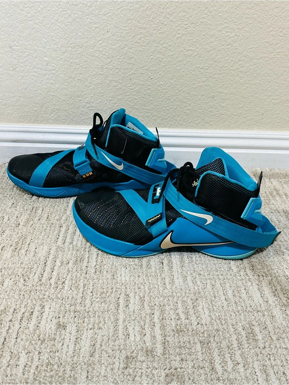 Nike Basketball Shoes in Teal & Black with Yellow Accent